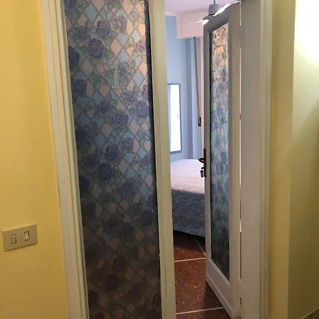 Leandro Bed * Florence